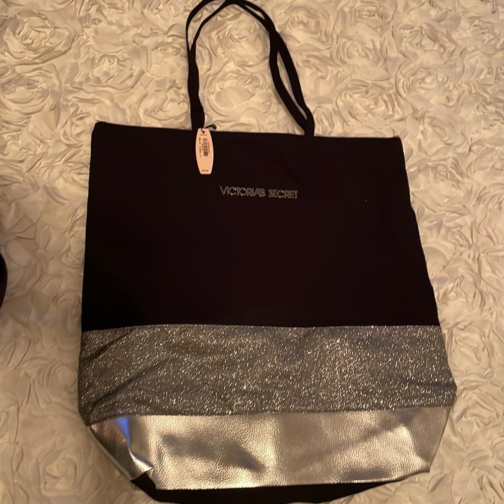 Victoria’s Secret tote NWT